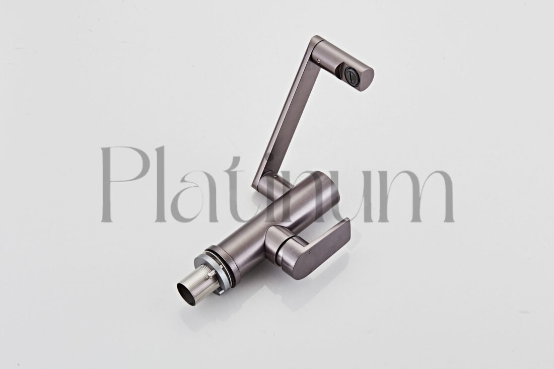 Platinum Euphoria Смесител за мивка с въртяща глава и дисплей за температура – снимка 2